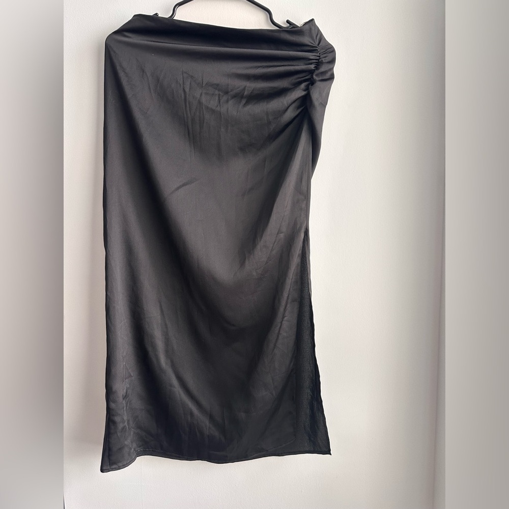 Satin midi skirt-size 6